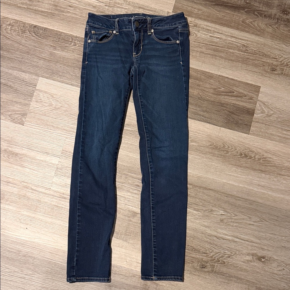 Classic Blue Women's Jeans - American eagle super stretch skinny low rise size 4